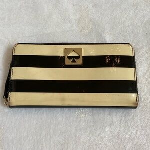 Kate Spade striped wallet EUC